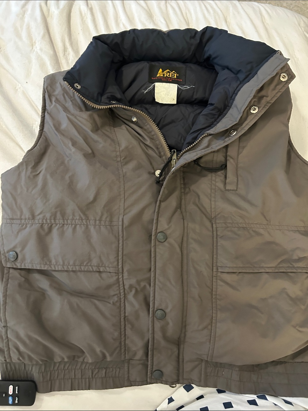 REI women’s vintage Insulated Vest Jacket in Gray